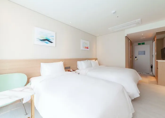 Ocean 2 Heaven Hotel 3*